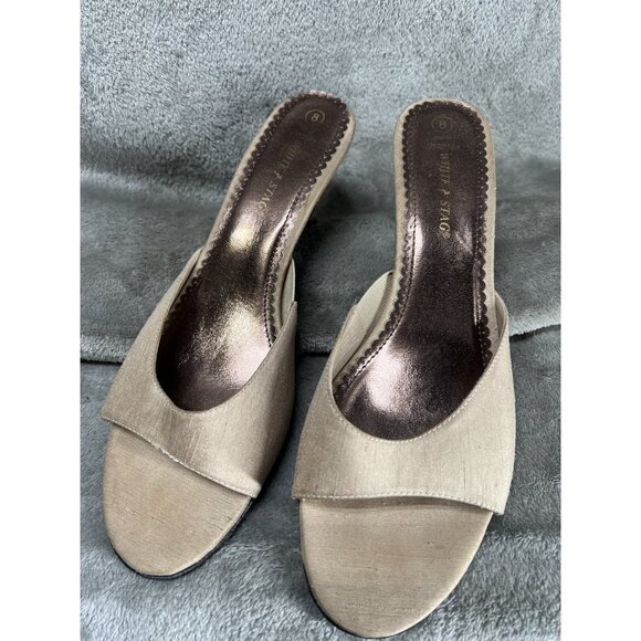 Vtg Y2k White Stag Woman’s 8 Tan Faux Silk Kitten Heels Slide Sandals Sexy - Picture 3 of 7